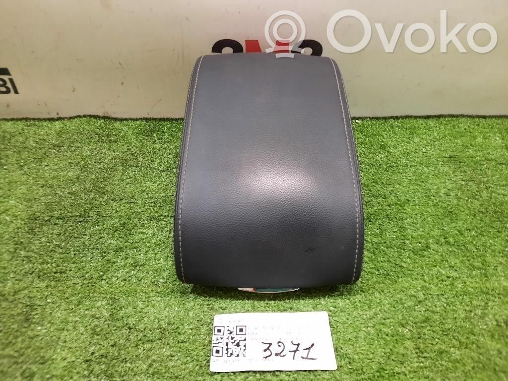 Ford Mondeo Mk III Armrest 