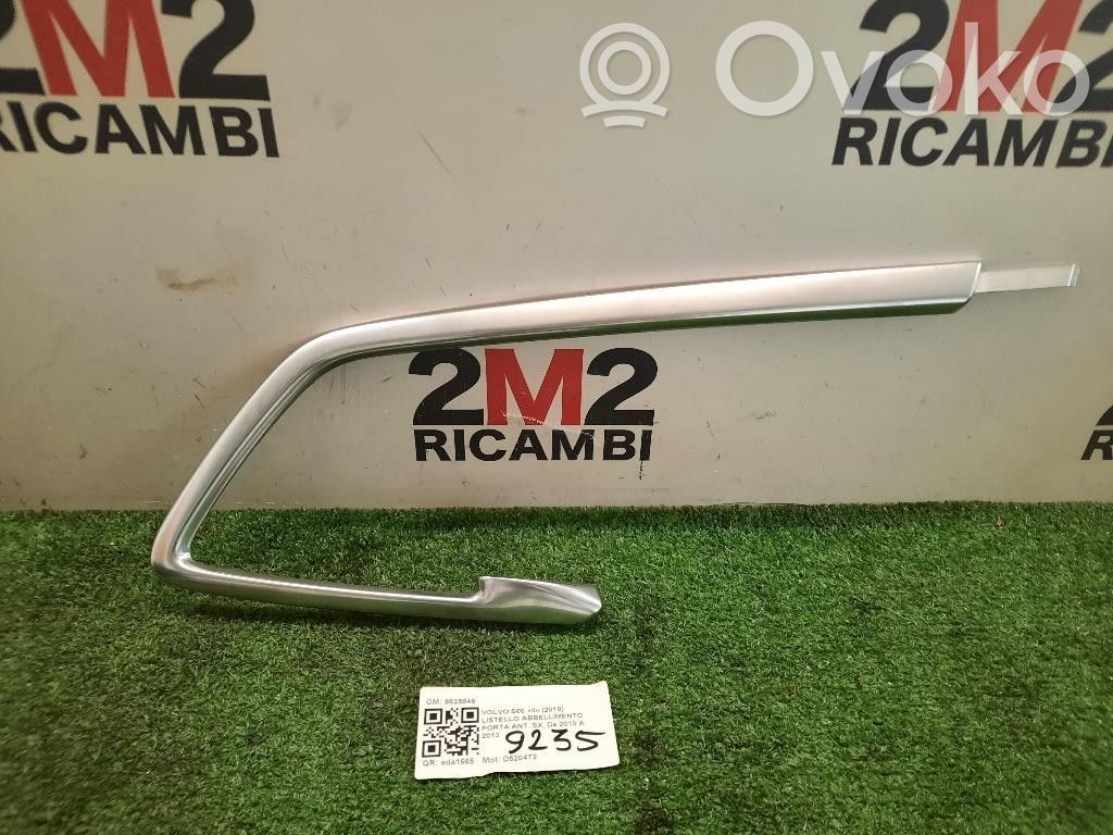 Windshield trim   8635848,8635848,D5204T2