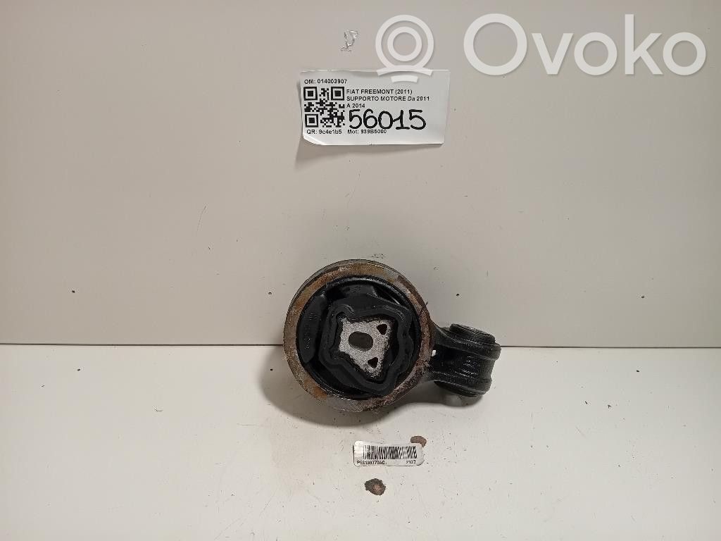 Engine mounting bracket   014003907,014003907,939B5000