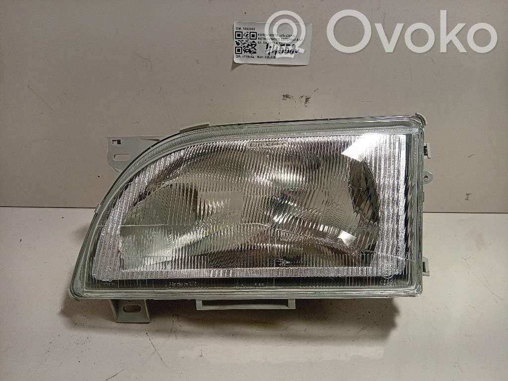Ford Fiesta Headlight/headlamp 