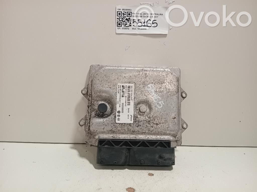Fiat 500L Injection control unit/module 
