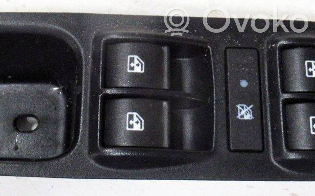 Fiat Tipo Electric window control switch 