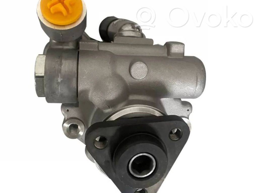 BMW 5 E60 E61 Ohjaustehostimen pumppu 