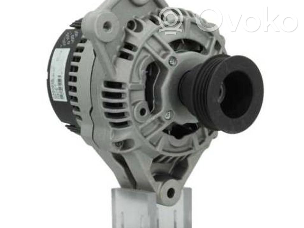 Volkswagen Golf III Alternator 