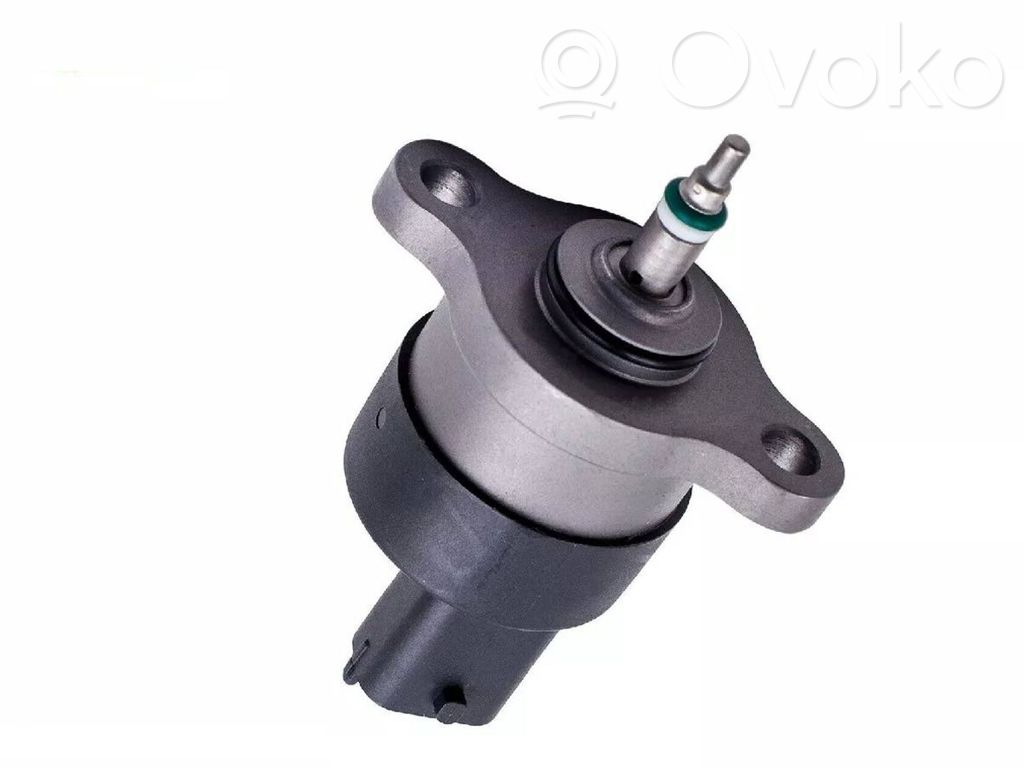 Mercedes-Benz CLC CL203 Fuel pressure regulator 