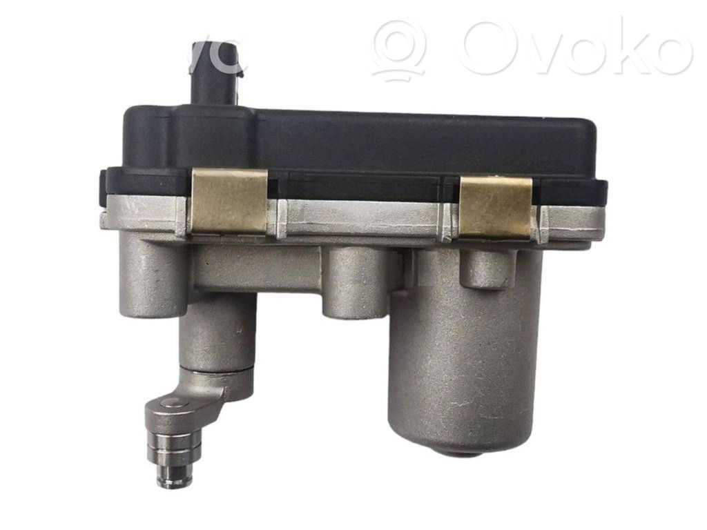BMW 1 F20 F21 Elektrinis valdymo mechanizmas (turbinos) 