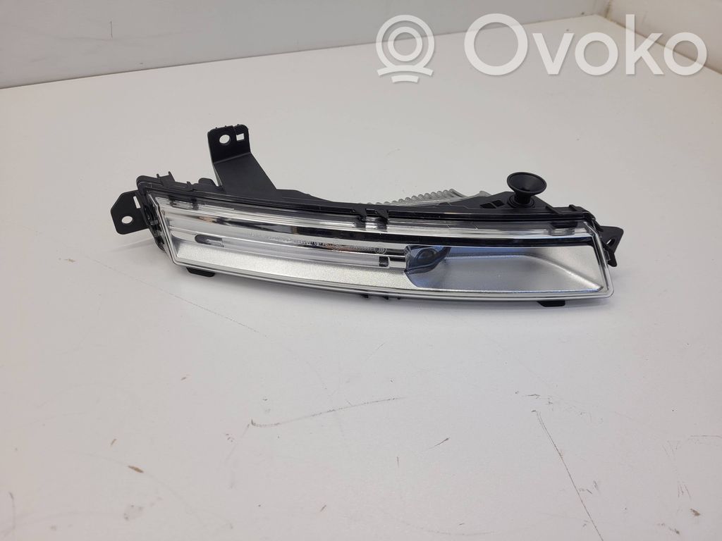 Luz de niebla delantera   1058001L