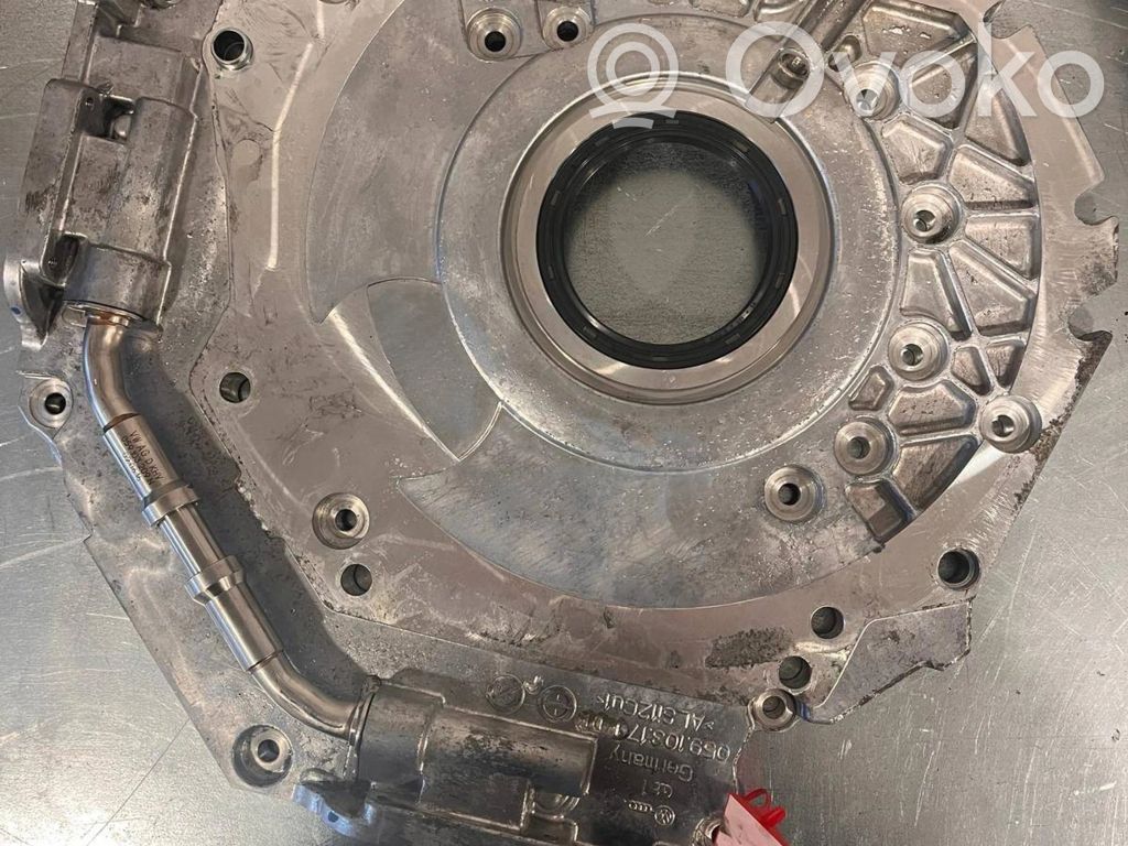 Audi Q7 4M Timing chain cover 