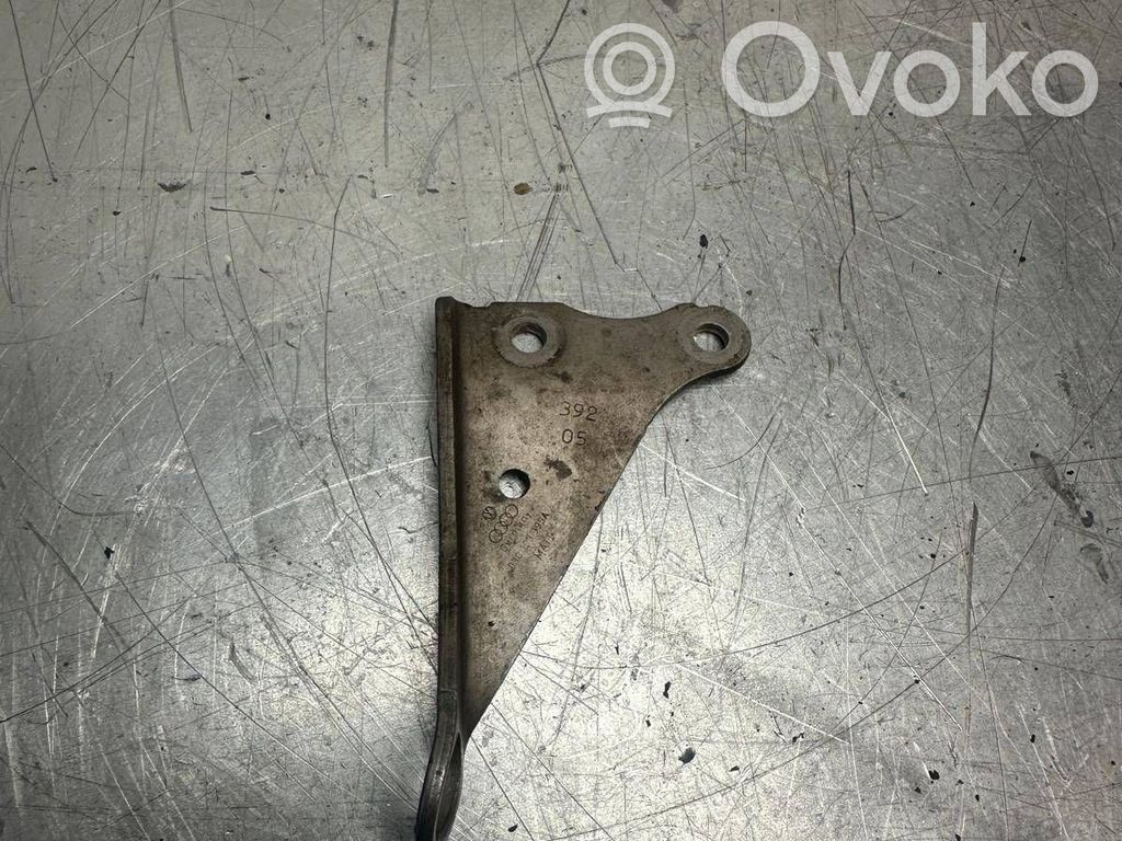 Volkswagen Golf VI Engine mounting bracket 