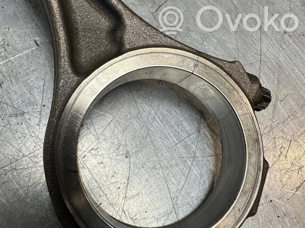 Piston with connecting rod   059AA