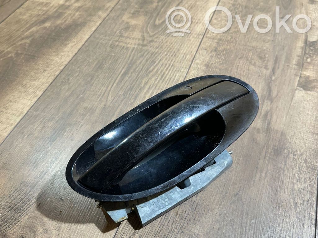 BMW 7 E65 E66 Takaoven ulkokahva 