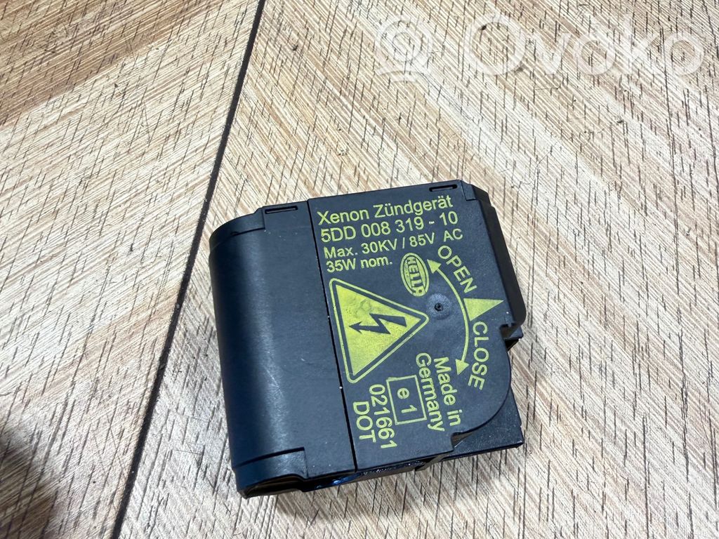Mercedes-Benz E W211 Headlight ballast module Xenon 