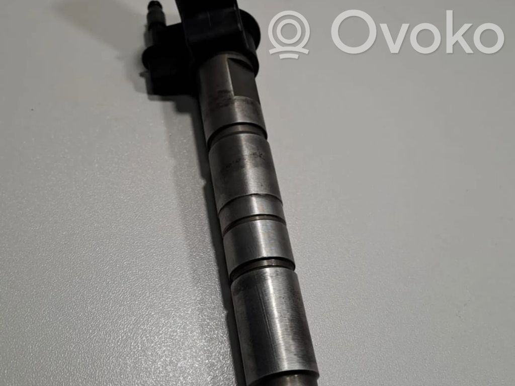 BMW 5 F10 F11 Fuel injector 