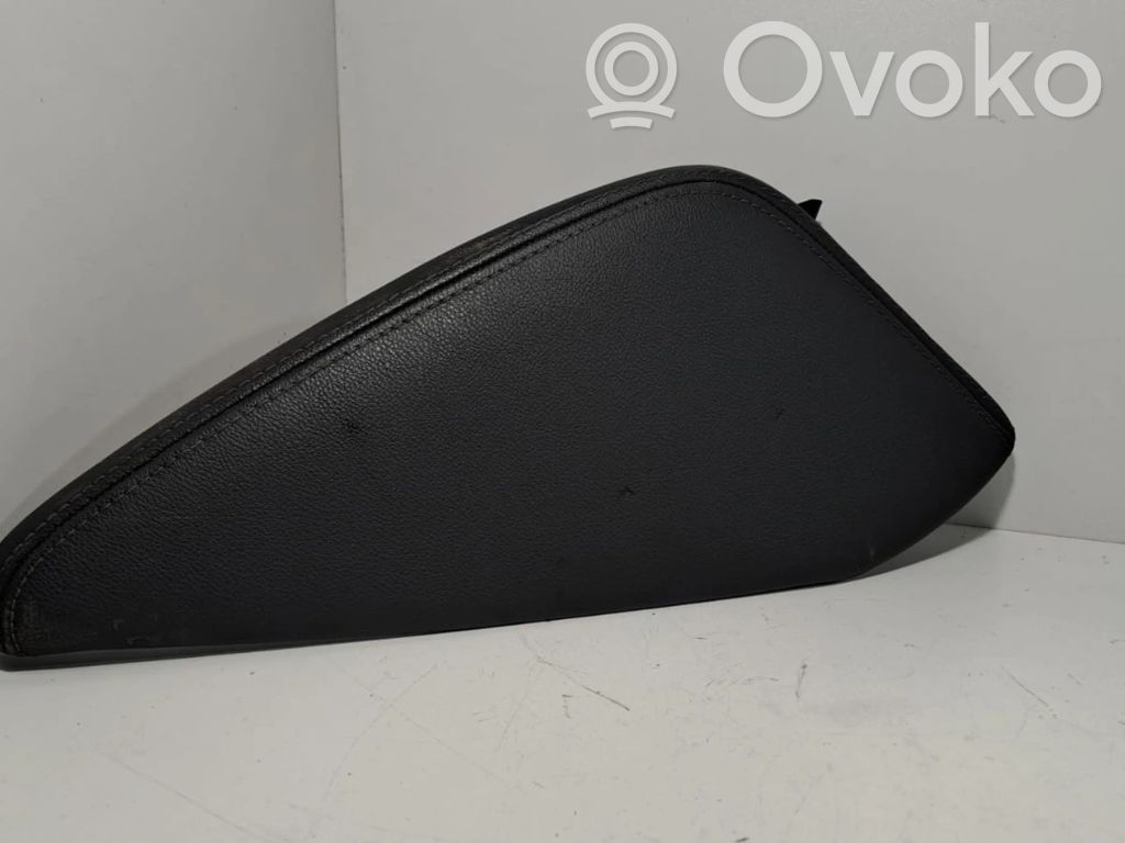 Nissan Qashqai Inny elementy tunelu środkowego 