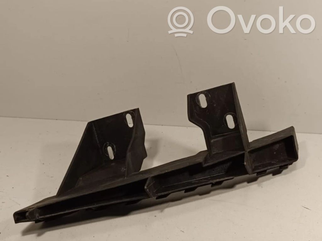 Audi Q7 4L Front bumper mounting bracket 