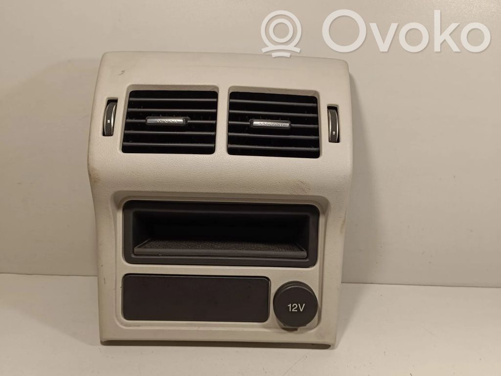 Jaguar XF X260 Rear air vent grill 