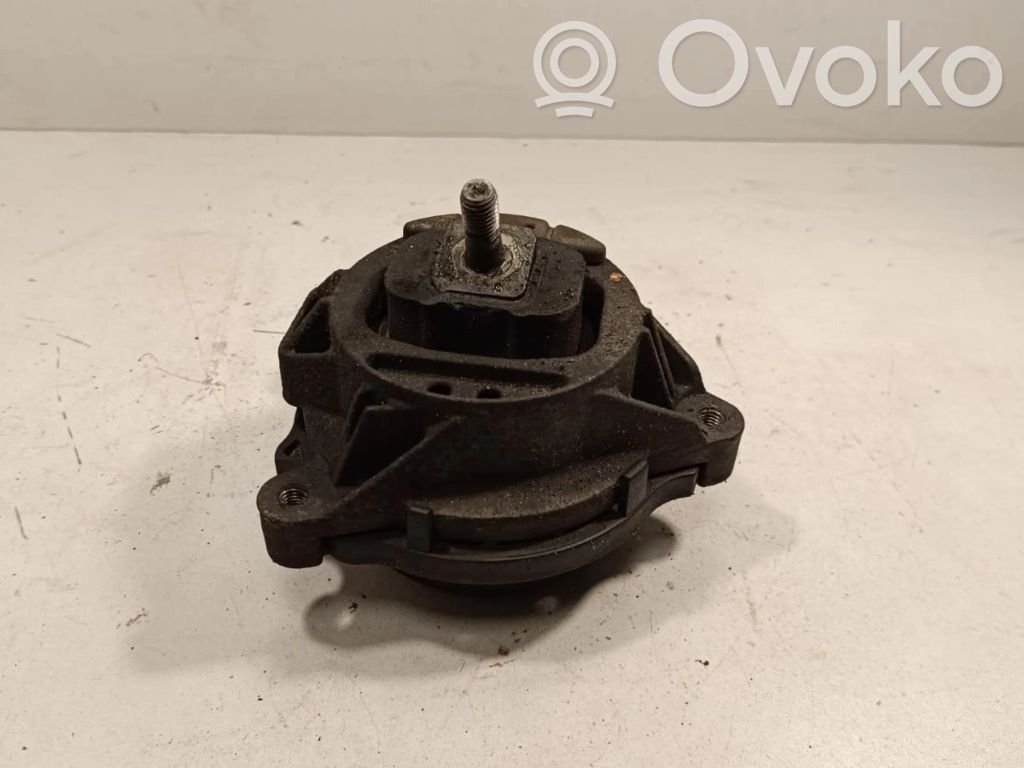 BMW 3 F30 F35 F31 Dzinēja spilvens 