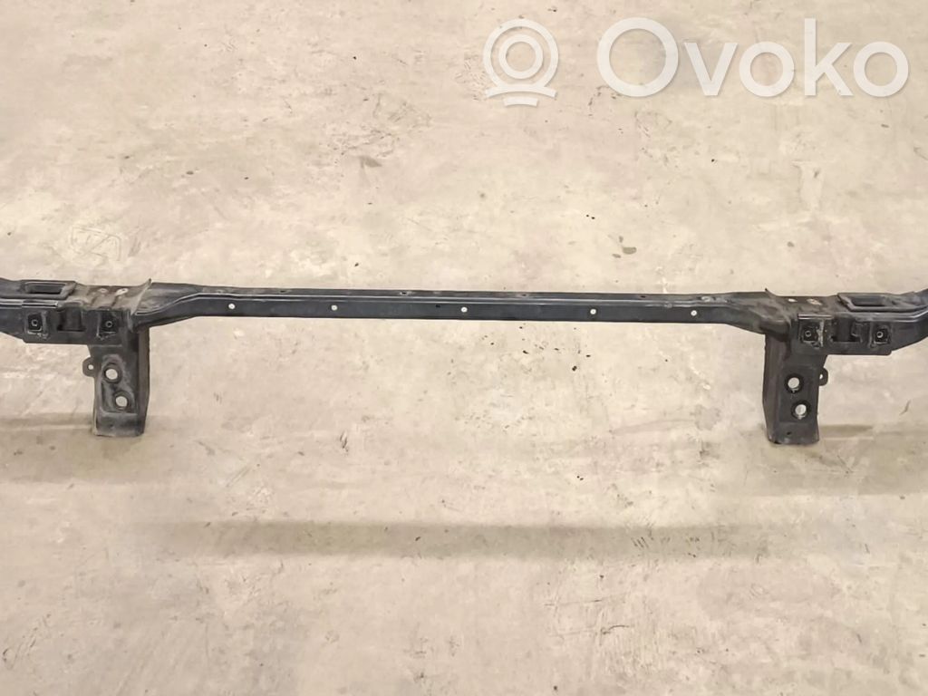 Jaguar XE Panel mocowania chłodnicy / góra 