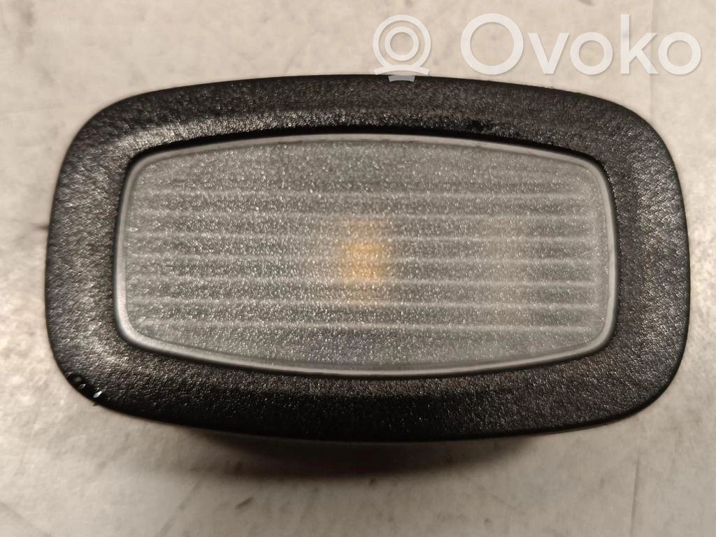 Mercedes-Benz E W213 Etuistuimen valo 