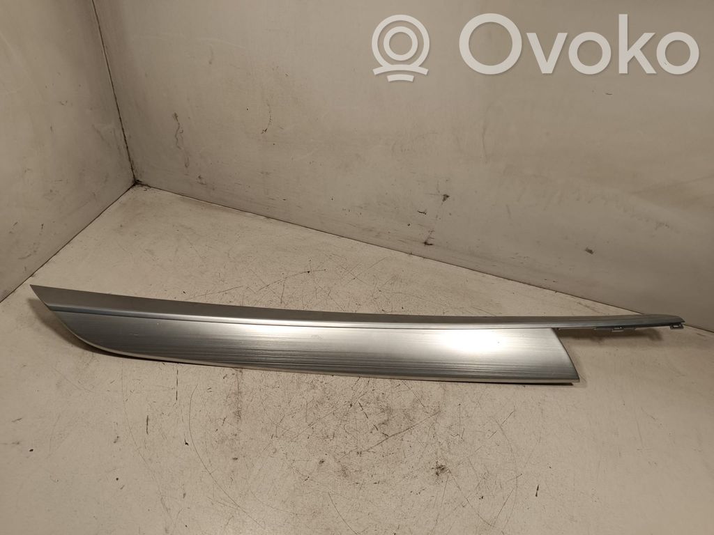 BMW X5 E70 Takaoven verhoilu (käytetyt) 