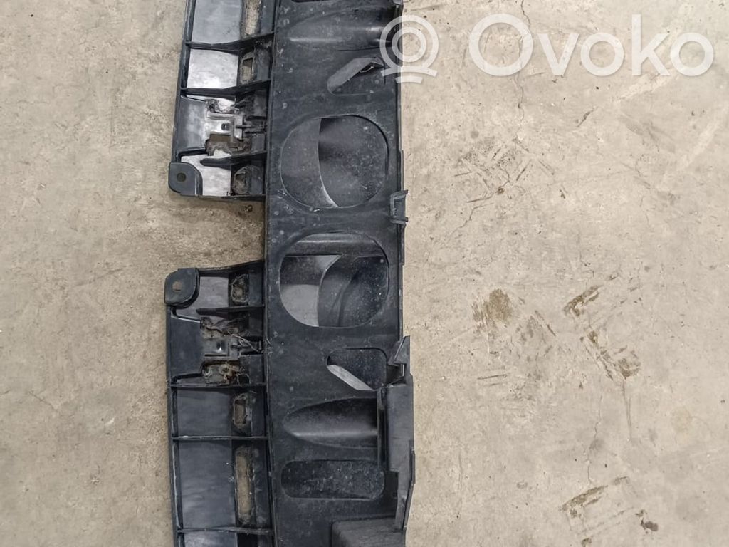 BMW X5 E70 Galinis laikiklis bamperio 