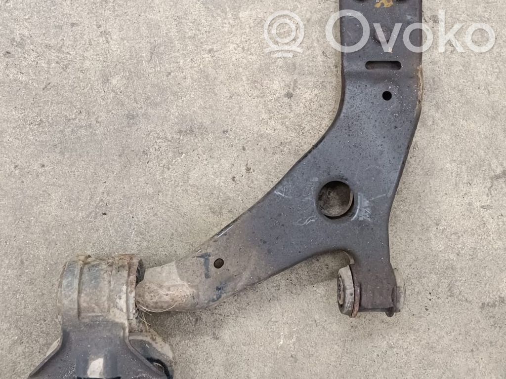Ford Kuga II Svira 