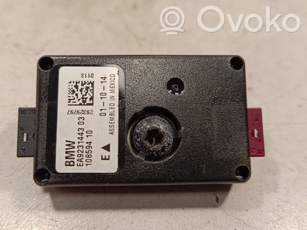 BMW 3 F30 F35 F31 Aerial antenna amplifier 