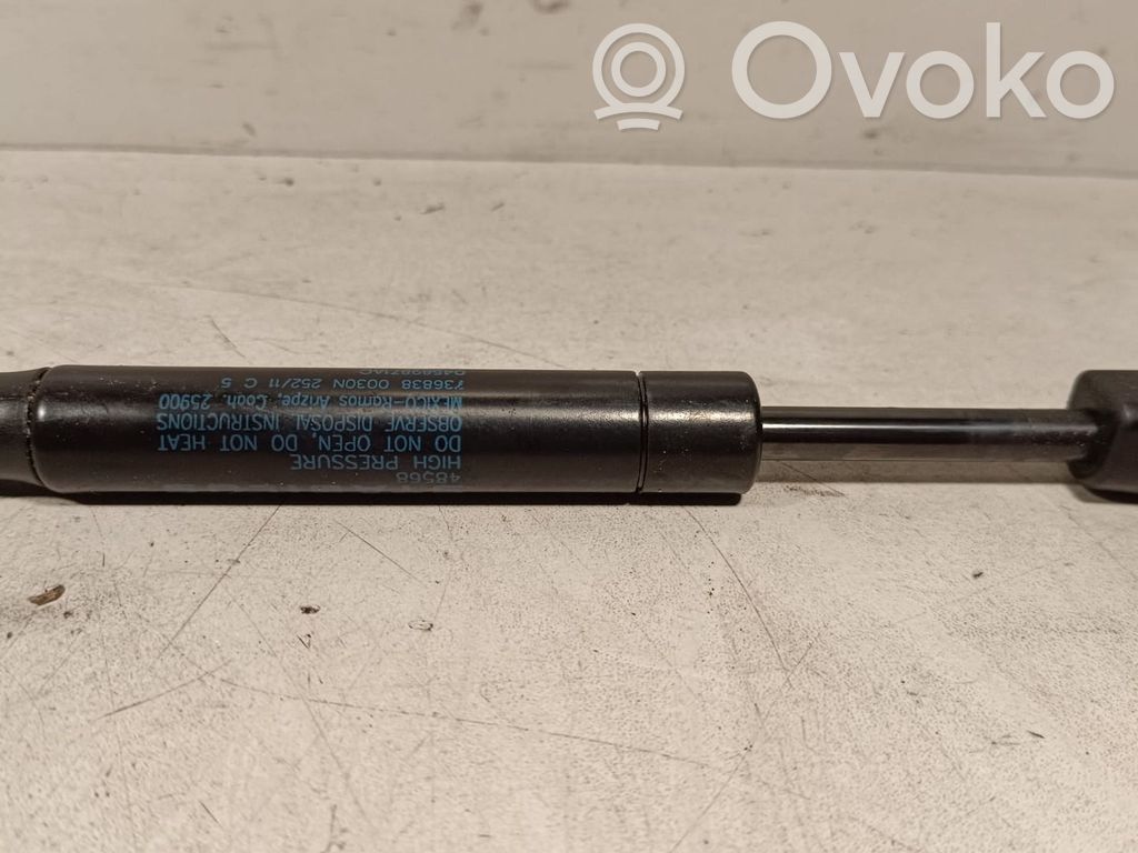 Lancia Thema Tailgate/trunk strut/damper 