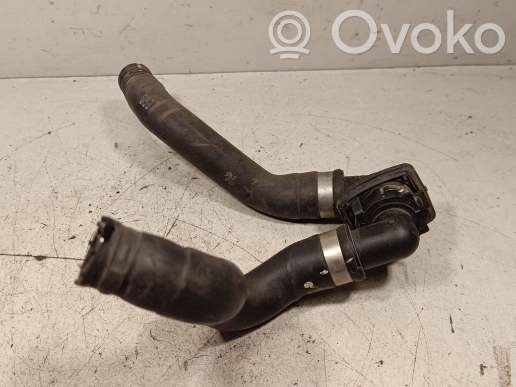 Mercedes-Benz E W213 Conductă/furtun lichid de răcire motor 