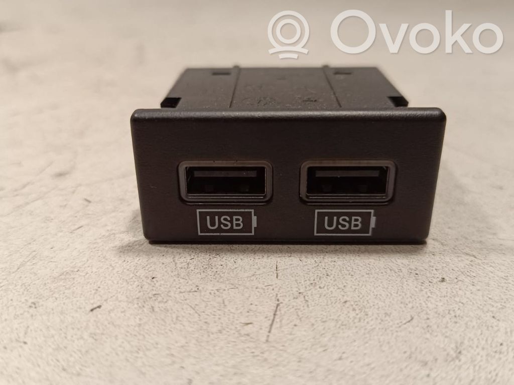 Jeep Grand Cherokee Enchufe conector USB 