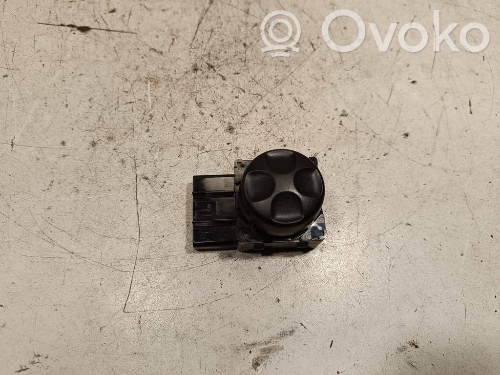 Jeep Grand Cherokee Seat control switch 