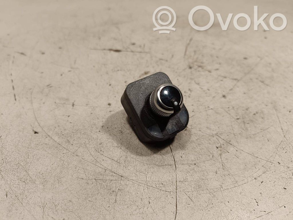 Audi A7 S7 4G Wing mirror switch 