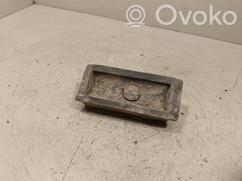 Audi A7 S7 4G Jacking socket point 
