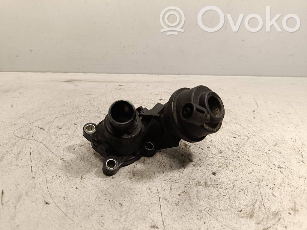 Audi A7 S7 4G Thermostat/thermostat housing 