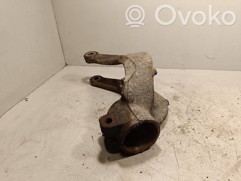 BMW X5 E70 Lower shock absorber bracket 