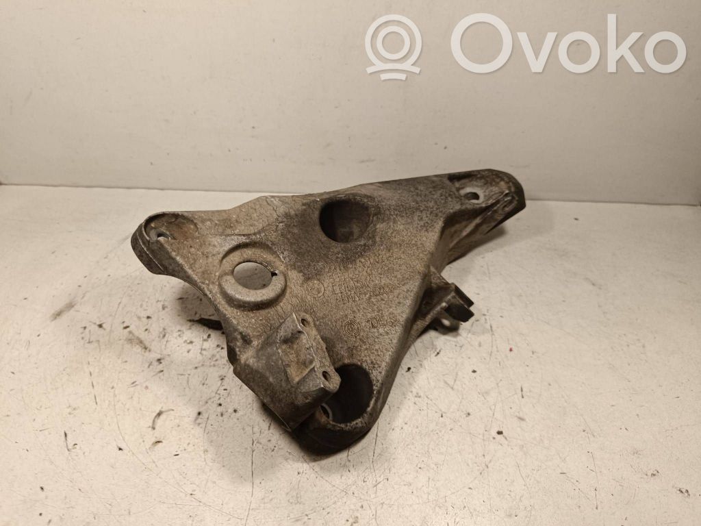 BMW X6 E71 Engine mounting bracket 