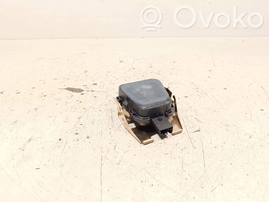 Jaguar XE Rain sensor 