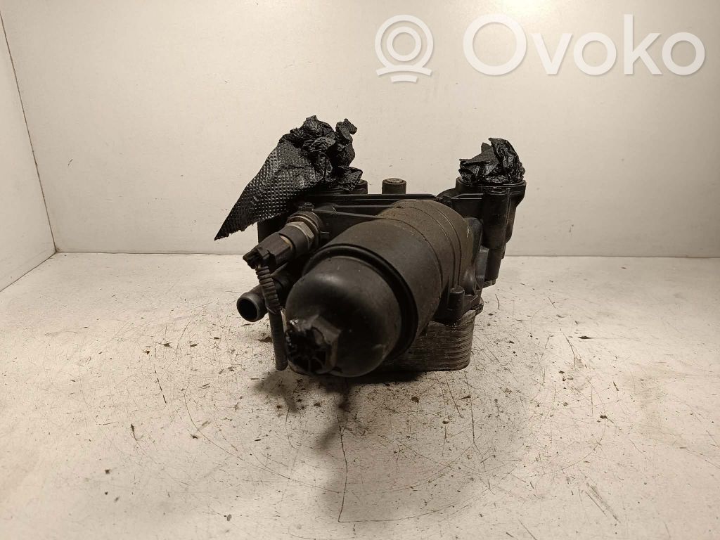 Nissan Qashqai Mocowanie / uchwyt filtra oleju 