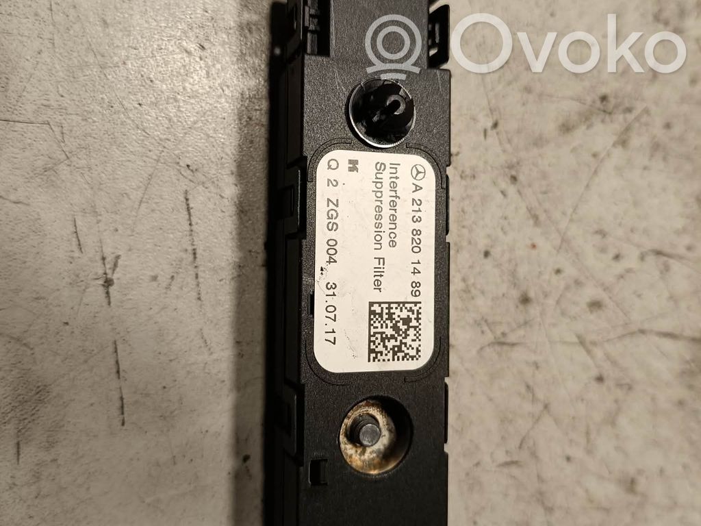 Mercedes-Benz E W213 Antenos stiprintuvas 