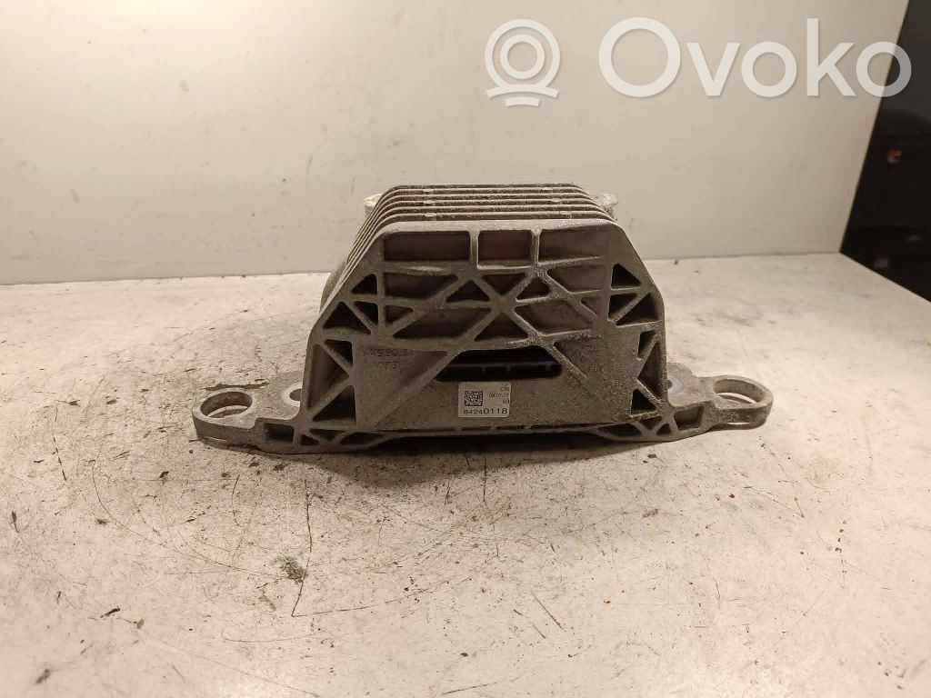 Opel Insignia B Engine mount bracket 