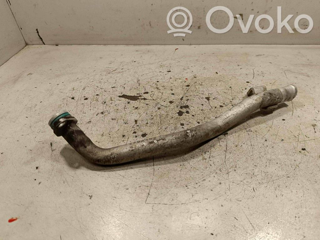 Audi Q7 4M Engine coolant pipe/hose 