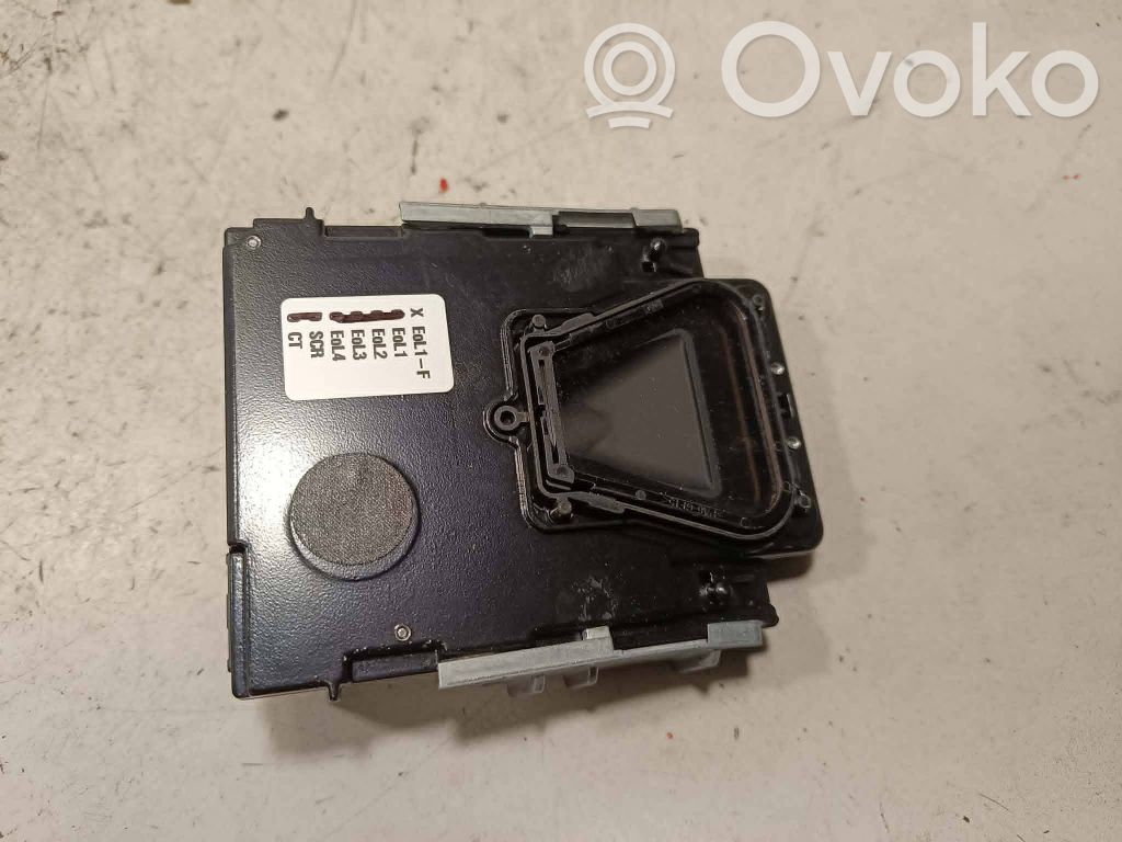 Audi Q7 4M Windshield/windscreen camera 