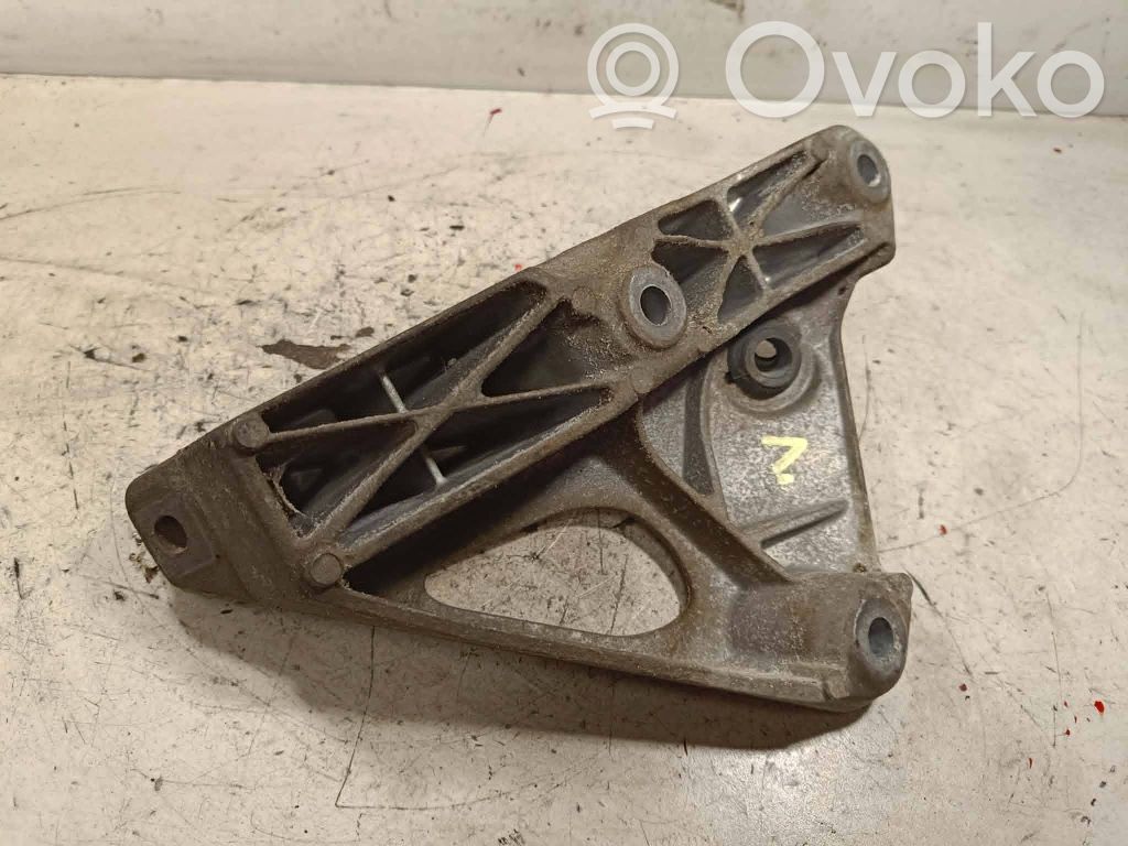 BMW X3 F25 Soporte de montaje del motor (Usadas) 