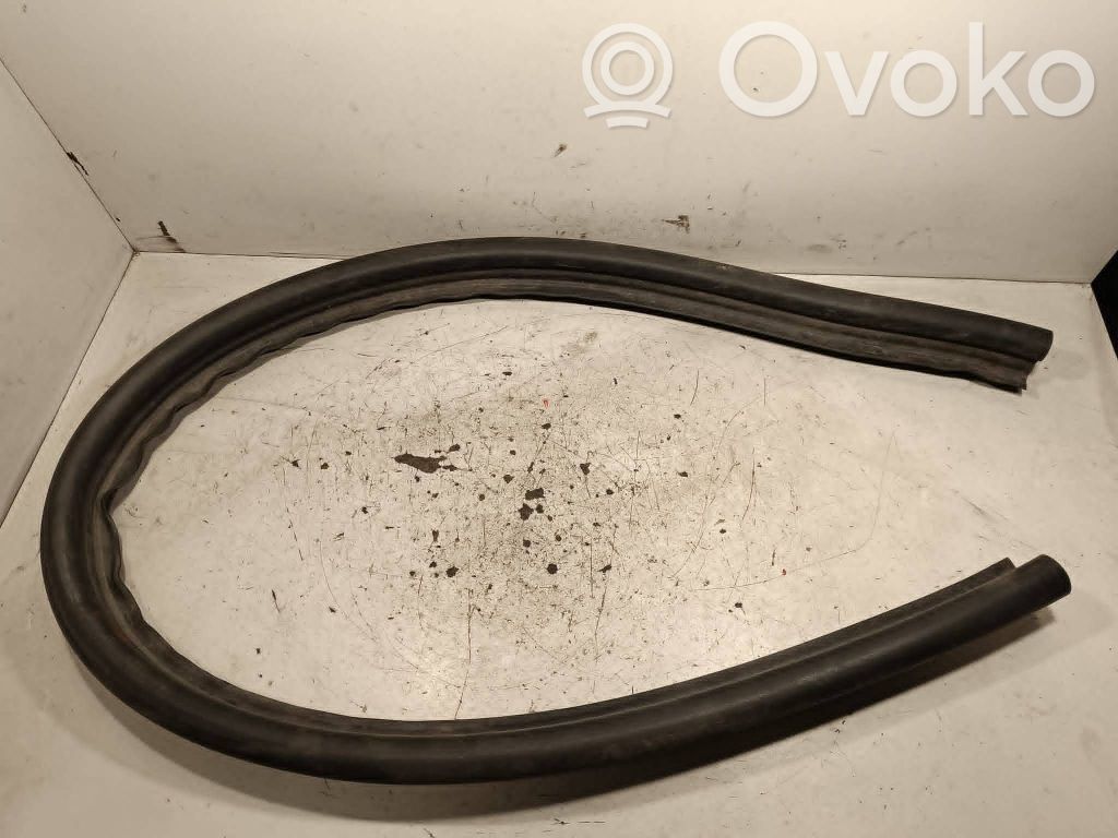 Audi SQ7 Engine compartment rubber 