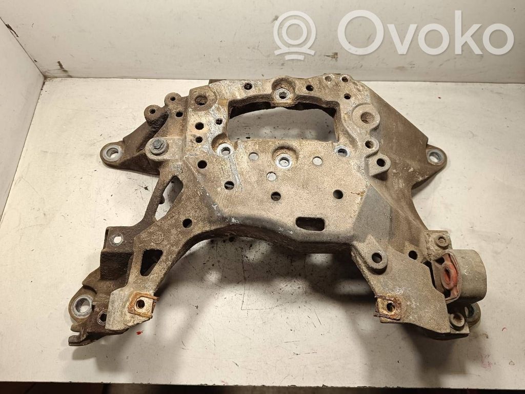 Audi SQ7 Gearbox mounting bracket 