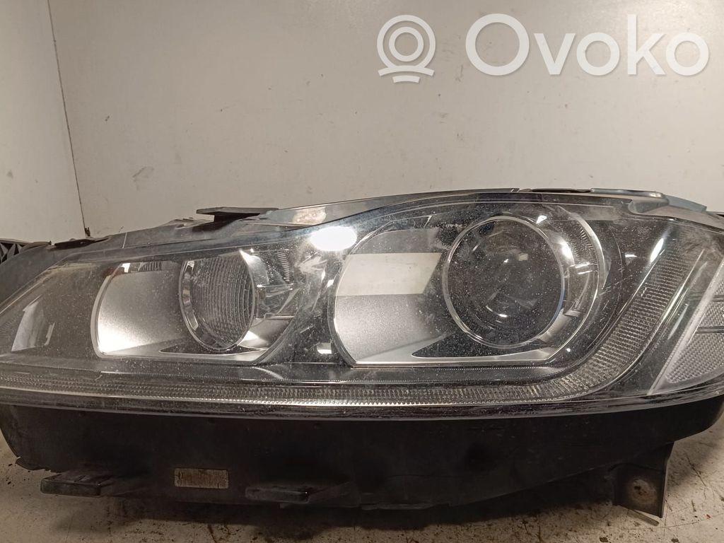 Jaguar XF X260 Far 