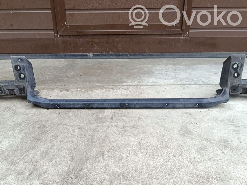 Jaguar XE Panel mocowania chłodnicy / góra 