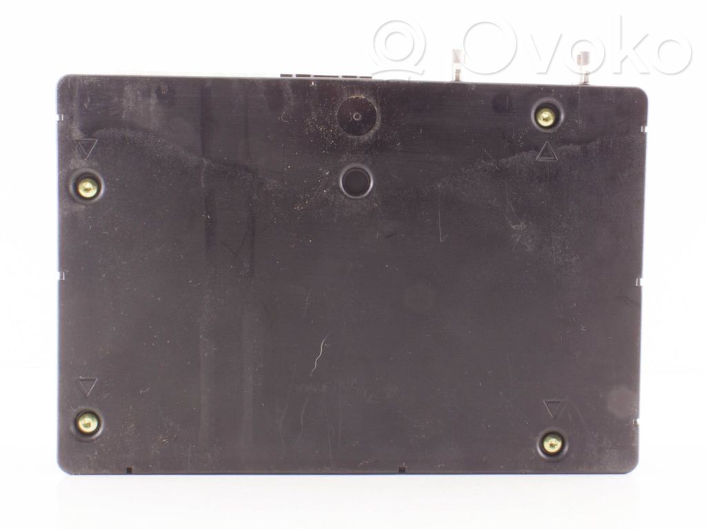 Bluetoothin ohjainlaite/moduuli   84128418,126090059,544948665