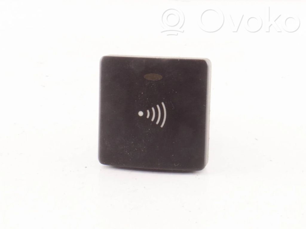 Peugeot 607 Alarm switch 