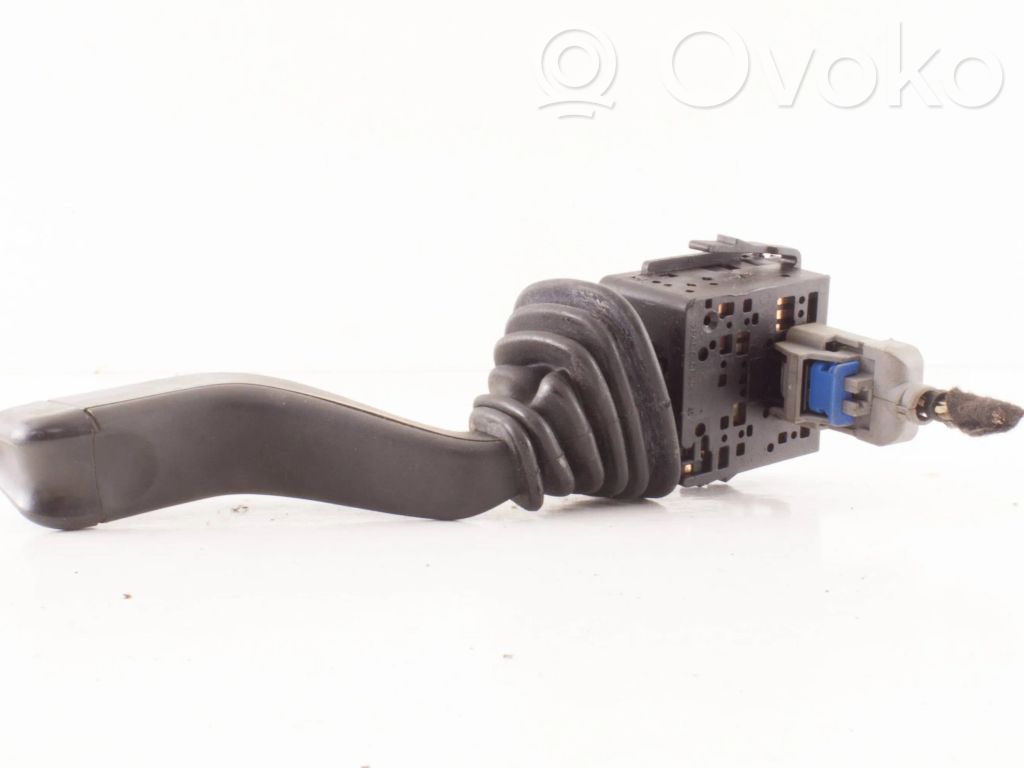 Opel Meriva A Steering wheel buttons/switches 